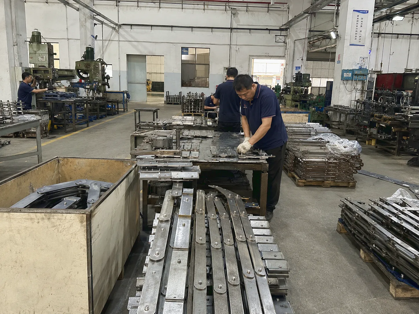 Ever Power leaf chain factory floor
